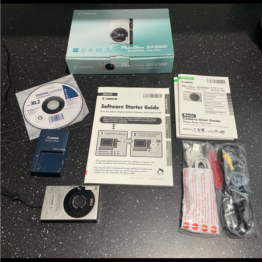 Canon PowerShot SD 1000 digital camera